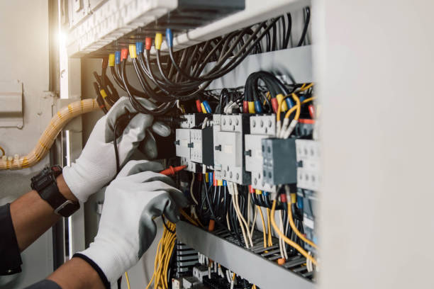 Best Emergency Electrical Repair  in Auburn, KS